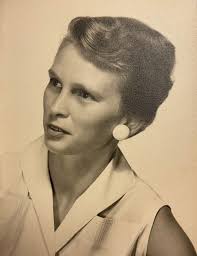 Helen Joan Holloway Obituary