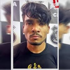 Lázaro barbosa, 32 anos, acusado de matar quatro pessoas de uma mesma família em ceilândia, foi morto em troca de tiros com a polícia na manhã casa militar de goiás foi responsável por capturar lázaro, diz caiado. Lazaro Barbosa Memes Youtube