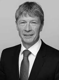 Prof. Dr. Oesterreich wurde 60 Tag der offenen Tür am 29. Juni Weißer  Hautkrebs im Gesicht