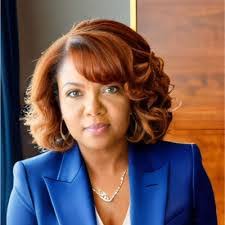 Samantha Falkner's Instagram, Twitter & Facebook