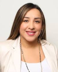 Kendra Myles's Instagram, Twitter & Facebook