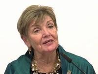 A thousand kisses–I love you with my whole soul”: Relations between women  in the 19th century, as reflected in Little Women