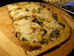 Broccoli Chicken Pizza With Lemon Cream Sauce Katty S Kitchen Pizza Recipes Homemade Chicken Pizza Lemon Cream Sauces