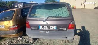 Image result for Vert Fonce 1995 Renault