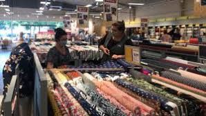 Linge de maison et tissus indiens. Le Reseau Mondial Tissus Ouvre Un Nouveau Magasin A Amiens
