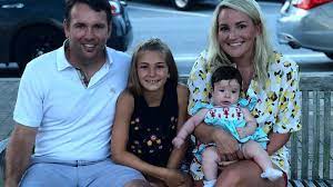 The husband of britney spears' sister jamie lynn broke his silence following the toxic singer's scathing testimony against her dad and the family on wednesday june 23. Schwanger Mit 16 Jamie Lynn Spears War Medienrummel Zu Viel Promiflash De