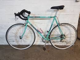 Die Reifen Sind Platt Ansonsten In Gutem Zustand Bianci Rennrad 60er Rahmen In Hamburg Hamburg Stellingen Rennrad Rad Fahrrad