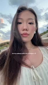 off to dinner 🐠 #makeup #vacationmakeup