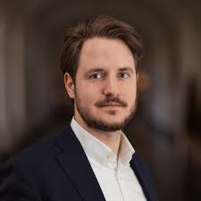 Benjamin Dorn's Instagram, Twitter & Facebook