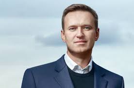 Нємцов був політиком кількома щаблями вищий. Navalnyj Nahoditsya V Stabilno Tyazhelom Sostoyanii Lichnyj Vrach Hochet Vyvezti Ego V Evropu Rubrika