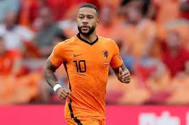 Fc barcelona and memphis depay have reached an agreement for the player to join the club once his contract with olympique lyonnais is at an end. Barcelona Sign Memphis Depay On Free Transfer From Lyon Sport