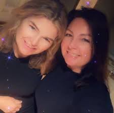 Hi does the Rui Yucatan have a hairdryer fixed in the bathroom or is it  free standing? Thanks