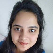 Letitia Hunt's Instagram, Twitter & Facebook