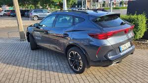 Eladó szalon CUPRA FORMENTOR 1 498 cm³ Első kerék Városi terepjáró  (crossover) Automata (7 fokozatú)