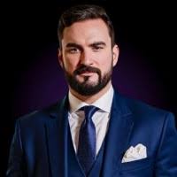 70+ "Dani Dorta" profiles