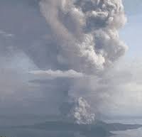 I read that as, volcano eruption from isis. the terrorists have a volcano weapon!!! Gaseous Eruption Gifs Get The Best Gif On Giphy