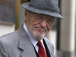 'Grumpy Gourmet' Doral Chenoweth, longtime Dispatch restaurant critic, dies  at 98