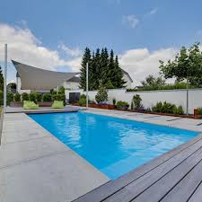 Pin By Mireille Lotti On Building In 2020 Outdoor Decor Outdoor Pool