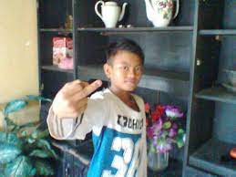 Jul 18, 2021 · ade ilham has no official wikipedia bio page till now. Ade Ilham Saputra Home Facebook