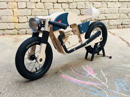 Lawless Bikes Triumph Thruxton Inpired Wood Balance Bike Kinder Spielzeug Kinderspielzeug Laufrad