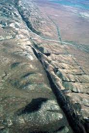 The San Andreas Fault From Above San Andreas Fault Geology Plate Tectonics