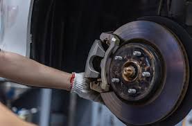 Những điều cần biết về bảo dưỡng hệ thống phanh ô tô