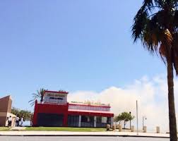 صحيفة الجبيل اليوم الالكترونية Sur Twitter تطاير دخان من مطعم قلعة الأرز على شاطي الفناتير بالجبيل الصناعية تصوير الجبيل اليوم Http T Co 4tgl8rkx2q