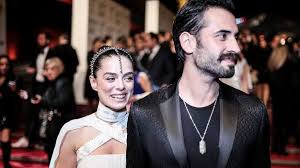 Özge özpirinçci kaç yaşında, özge özpirinçci boyu, özge özpirinçci nereli, özge özpirinçci biyografi, özge özpirinçci vikipedi, sevgilisi kim, kaç kilo, eşi kim, evli mi, ailesi, burcu. Kadin Dizisinin Bahar I Ozge Ozpirincci Den Evlilik Aciklamasi Geldi
