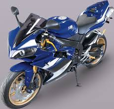 Developed without compromise and constructed with the most sophisticated engine and chassis technology, the r1 is the ultimate yamaha supersport. Yamaha Yzf R1 Special Custom Bike Louis Motorcycle Clothing And Technology