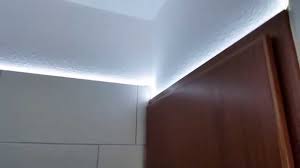 Led leiste fur moderne innenbeleuchtung schon und praktisch mit. Led Streifen Im Badezimmer Youtube