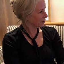 Ernest Longworth's Instagram, Twitter & Facebook