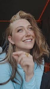 Madison Sewell's Instagram, Twitter & Facebook