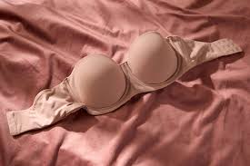 The 7 Best Strapless Bras for Large Breasts of 2025, Tested and Reviewed