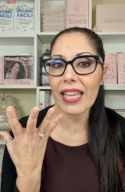 Scorri le immagini e trova l'ispirazione per essere il progettista e  👩‍🎨🖌 l'artista del tuo giorno più bello. Disegna ogni dettaglio del tuo  💍matrimonio facendoti ispirare dalla tua 👩‍❤️‍💋‍👨 ❤️ Storia d'amore.