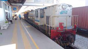 Sebagai tetangga dekat ibu kota negara, bandung memiliki kelebihan stasiun yogyakarta memiliki keunikan pada lintasannya. Padang Besar Railway Station Wikipedia