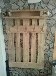 Garderobe Aus Europalette Unikat In Natur Lasiert Mobel Aus Paletten Europalette Europalette Garderobe
