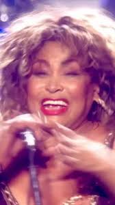 Very cool photo of Tina Harrison by Col Leonhardt