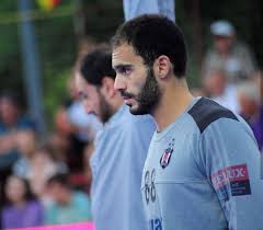 أعلن الاتحاد الهولندي لكرة القدم، عن رحيل فرانك دي بور من تدريب منتخب الطواحين. Ù‚ØµØ© ØµÙˆØ± ÙƒØ§ØªÙˆÙ†Ø¬Ø§ Ø§Ù„Ø³Ø¯ Ø§Ù„Ø¹Ø§Ù„Ù‰ Ù„ÙØ±Ø§Ø¹Ù†Ø© Ø§Ù„ÙŠØ¯ Ø§Ù„ÙŠÙˆÙ… Ø§Ù„Ø³Ø§Ø¨Ø¹