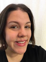 Bruby with sand gloss and favorite earrings