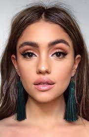 18 Most Gorgeous Prom Makeup Looks In 2021 Green Dress Makeup Prom Makeup Looks Simple Prom Makeup