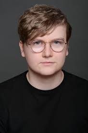 Sharon Crowther's Instagram, Twitter & Facebook