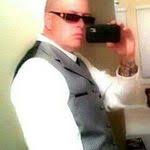 Kenneth Shurtz's Instagram, Twitter & Facebook