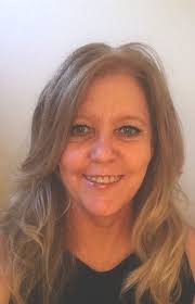 Linda Dearing's Instagram, Twitter & Facebook