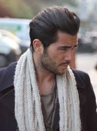 What it is, causes, and how to style this hairline. Best Hairstyles For Long Faced Guys Widows Peak Hairstyles For Men 10 Needleplus