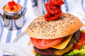 Hunter beef burger by shireen anwer delicious recipe of hunter beef burger, cooked by shireen anwar on masala tv views: Beef Burger Recipe With Peppadew Piquante Peppers Peppadew Germany