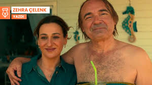 Andropoz, Karadağlı, komedide erkekler kulübüne devam