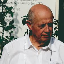 FRANCO LANER E&#39; nato a Cortina d&#39;Ampezzo (Bl) il 21 luglio 1941. Architetto, è professore ordinario di Tecnologia dell&#39;architettura ed insegna presso ... - laner01