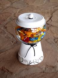 Bonbonglas Aus Tontopf Und Glasvase Mit Serviettentechnik Verziert Serviettentechnik Bonbonglas Bonbon Glaser