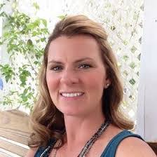 Ashley Auxier's Instagram, Twitter & Facebook