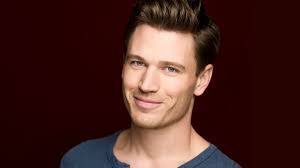 Brad Willow's Instagram, Twitter & Facebook